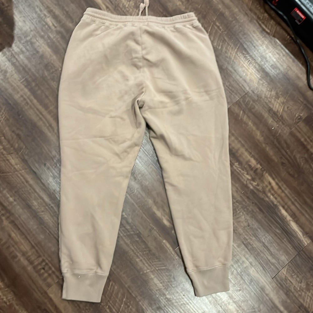 Abercrombie & Fitch Soft A&F Jogger Sweatpants - Picture 4 of 4